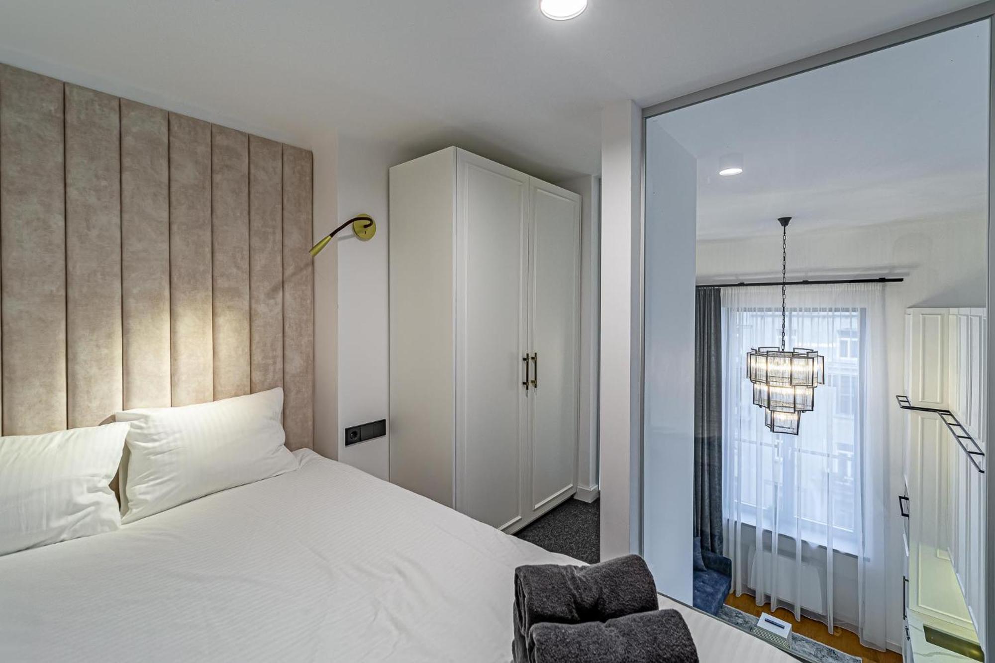 Ministerija Loft Apartment With Parking & Ac Kaunas Bagian luar foto