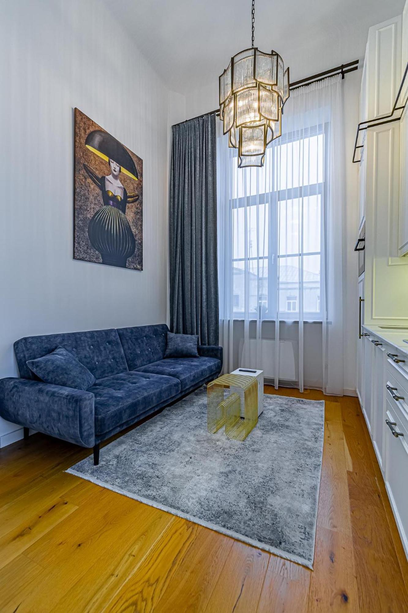 Ministerija Loft Apartment With Parking & Ac Kaunas Bagian luar foto